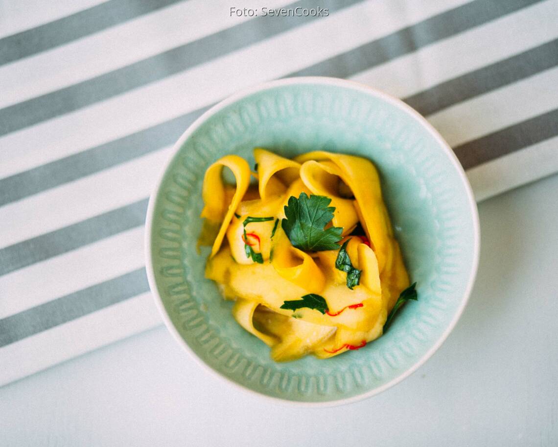 Veganes Rezept: Feuriger Mango-Salat