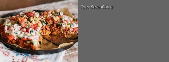 Rezeptbild für "Fladenbrot Pizza Lahmacun Style"