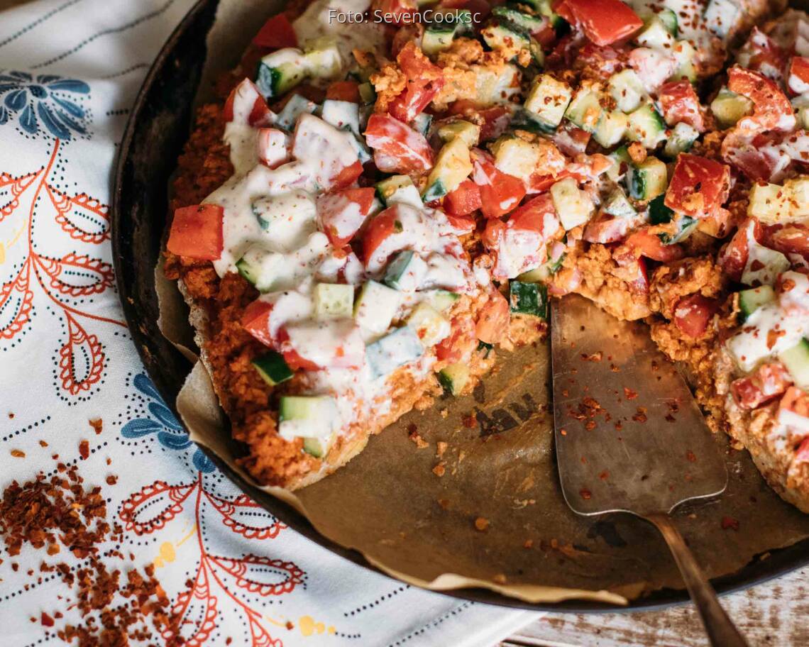 Veganes Rezept: Fladenbrot Pizza Lahmacun Style 2