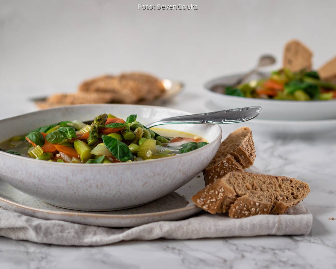 Veganes Rezept: Frühlingsminestrone 3