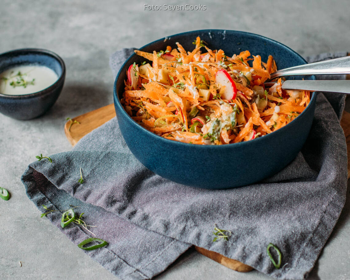 Veganes Rezept: Frischer Karottensalat 3