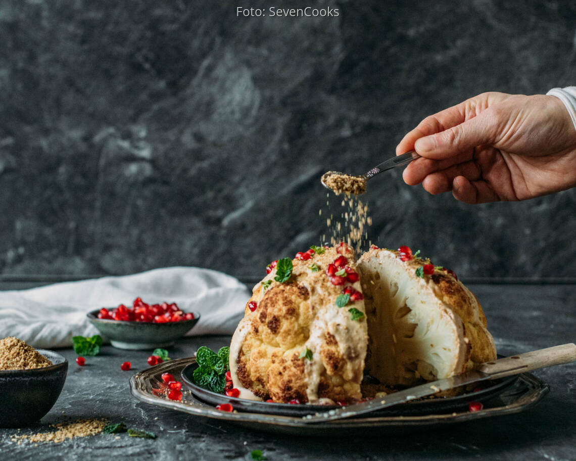 Veganes Rezept: Gebackener Blumenkohl mit Mandel-Dukkah 2