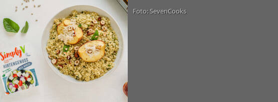 Rezeptbild für "Gebackener Pfirsich-Couscous mit veganem Feta"