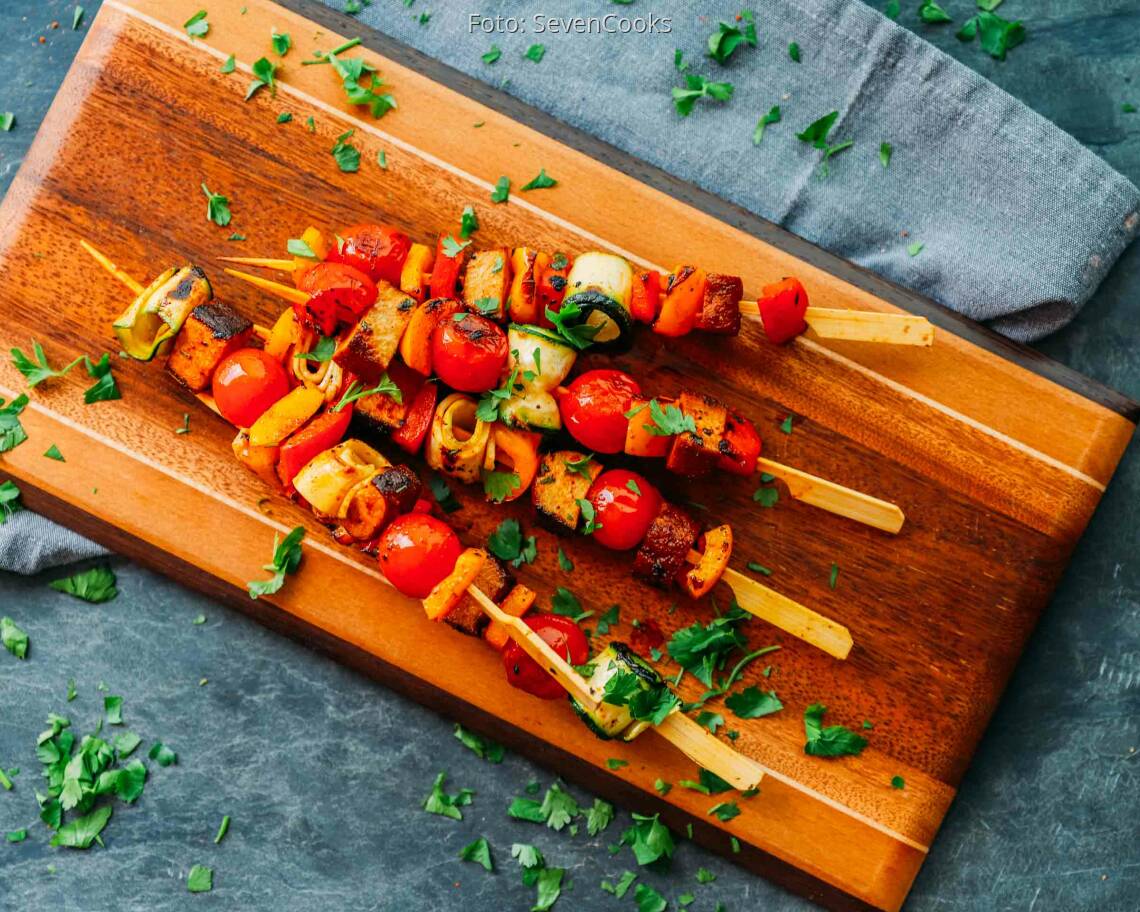 Veganes Rezept: Gemüsespieße mit Tofu 3