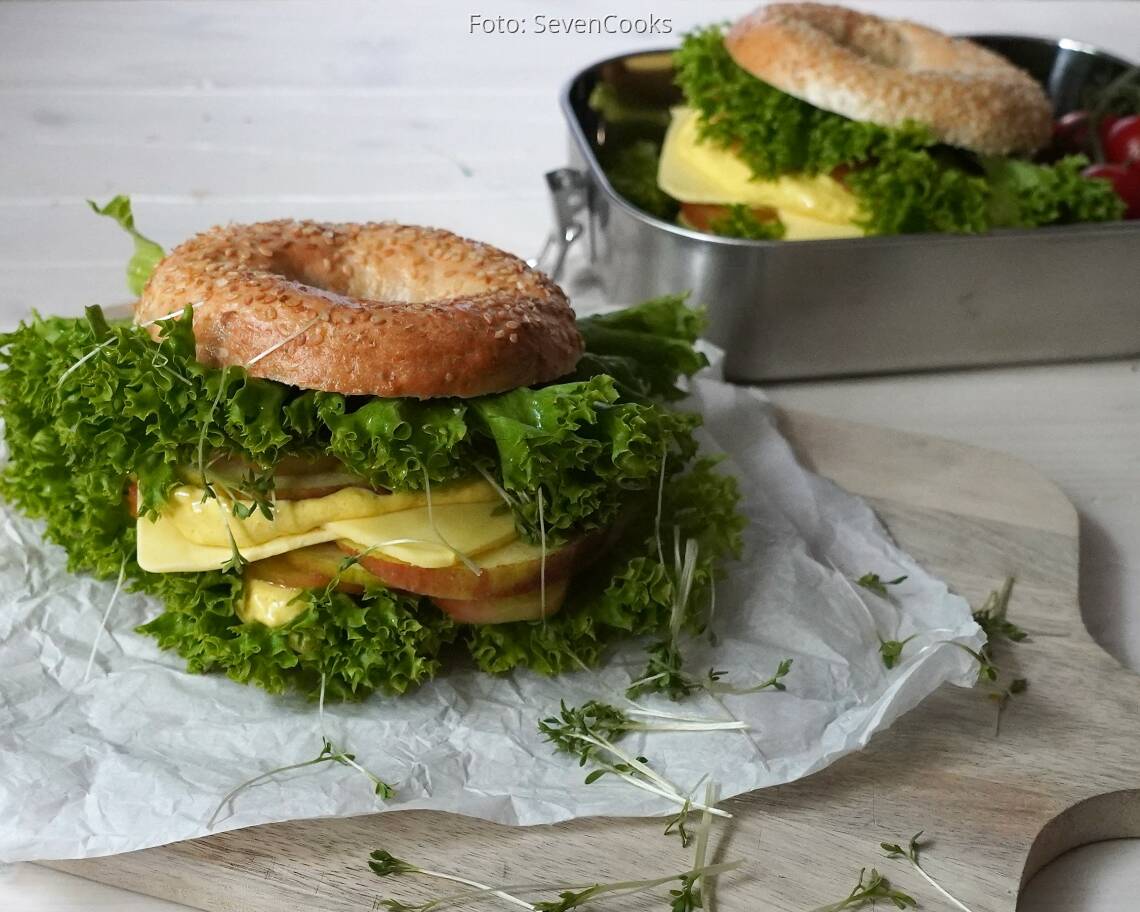 Veganes_Rezept:_Genießer_Bagel_mit_Mangocreme_von_Simply_V2