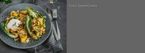 Rezeptbild für "Gerösteter Blumenkohl mit roher Quinoa"