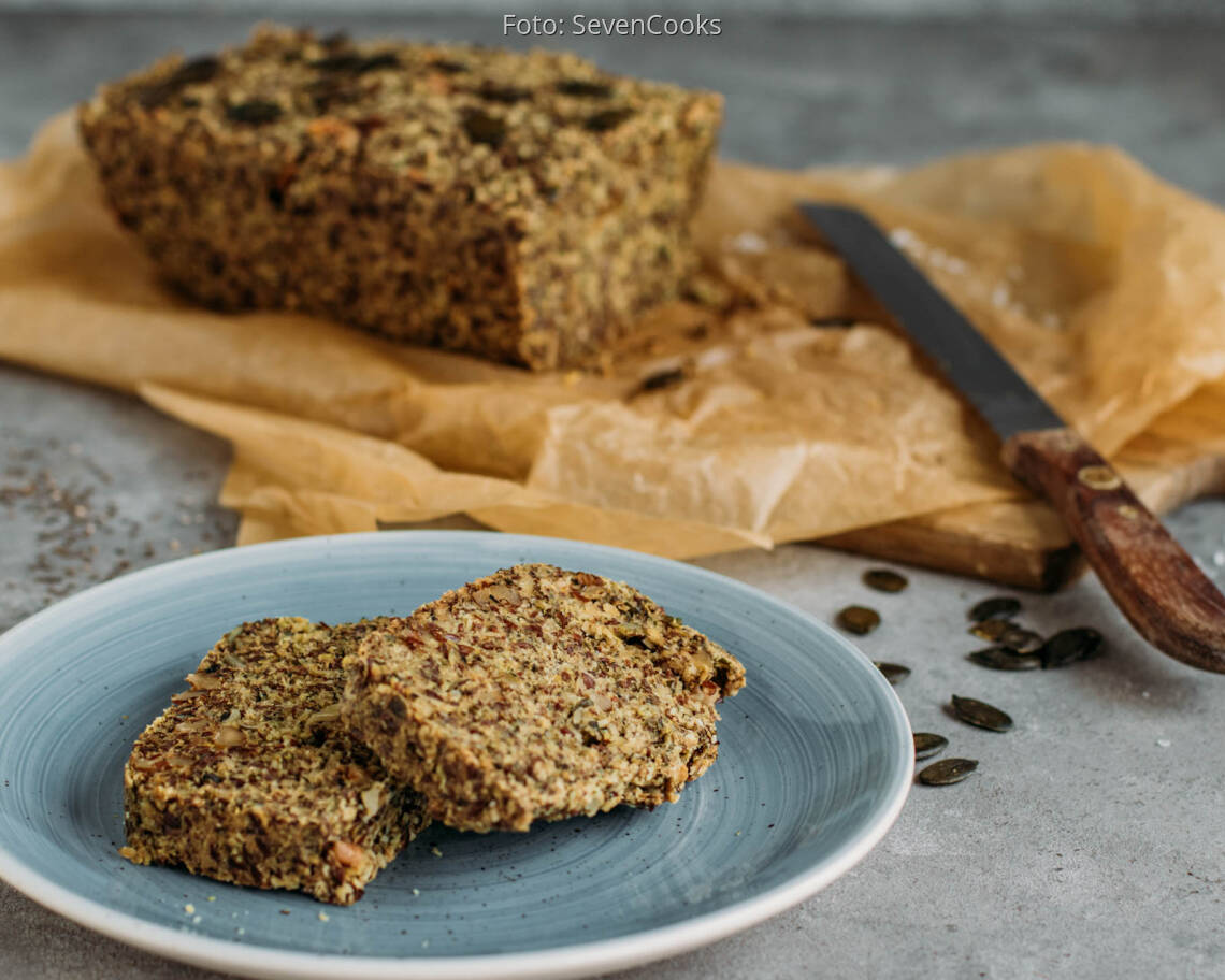 Veganes Rezept: Glutenfreies Superfood-Brot 1