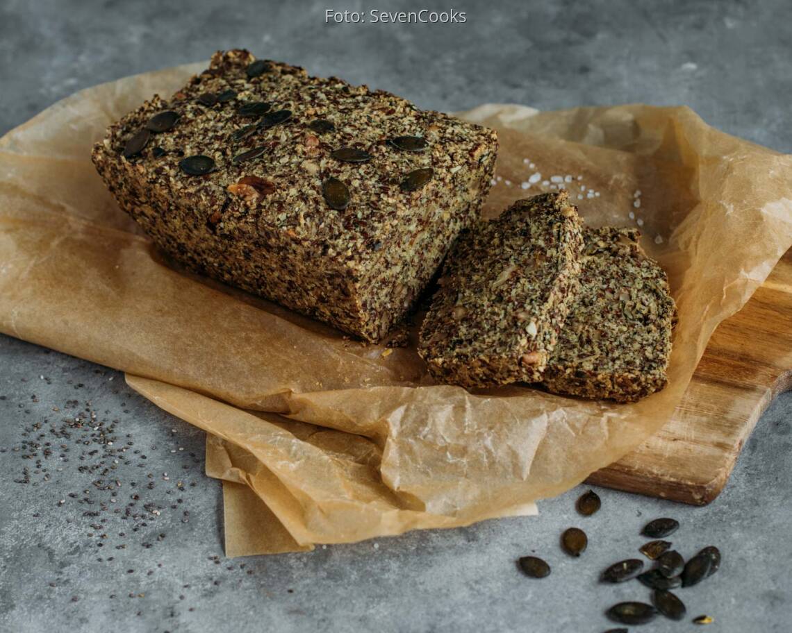Veganes Rezept: Glutenfreies Superfood-Brot 2