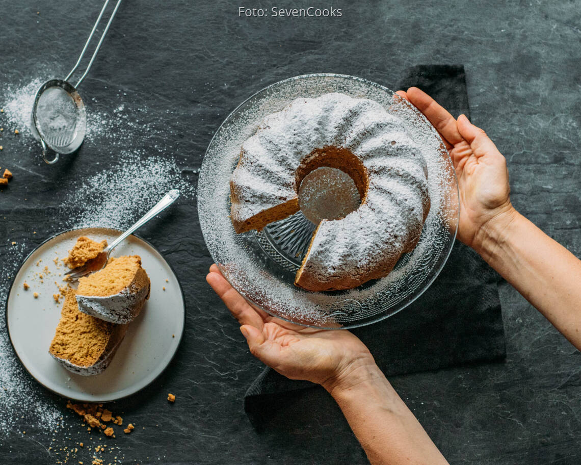 Veganes Rezept: Guglhupf mit veganem Eierlikör 3