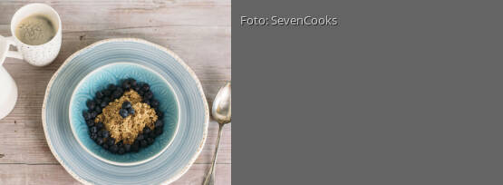 Rezeptbild für "Heidelbeer-Porridge mit Zimt"