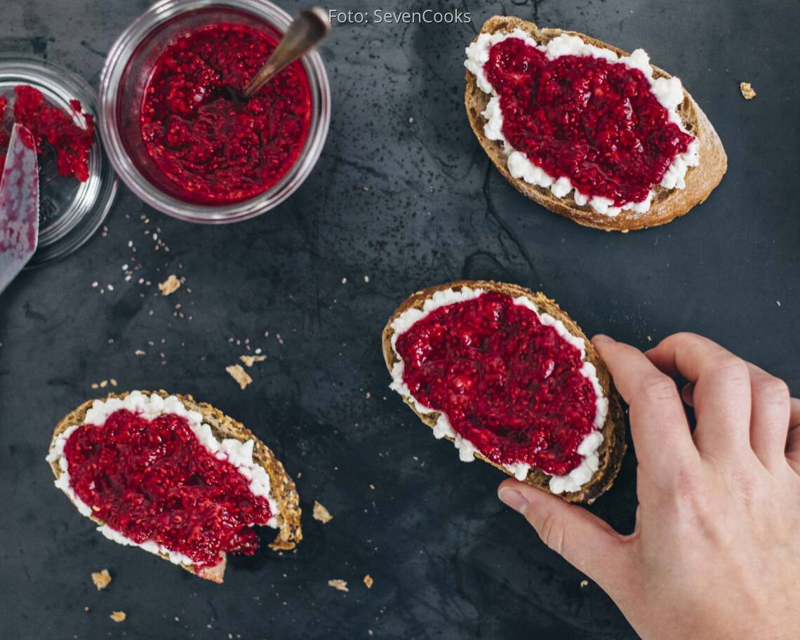 Veganes Rezept: Himbeer-Marmelade mit Chia-Samen