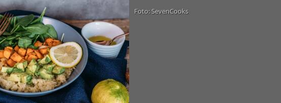 Rezeptbild für "Hirse-Bowl mit Spinat und Süßkartoffel"