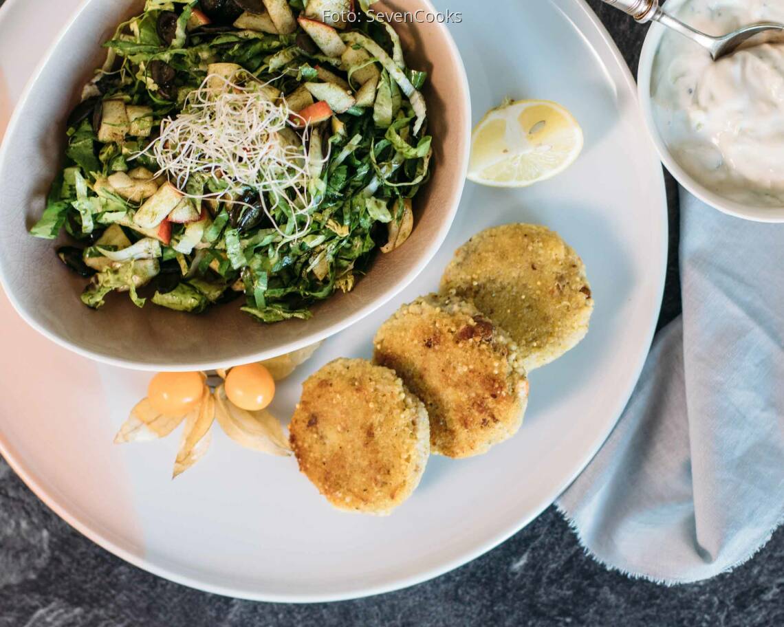 Veganes Rezept: Hirse-Walnuss-Küchlein mit Zaziki 2