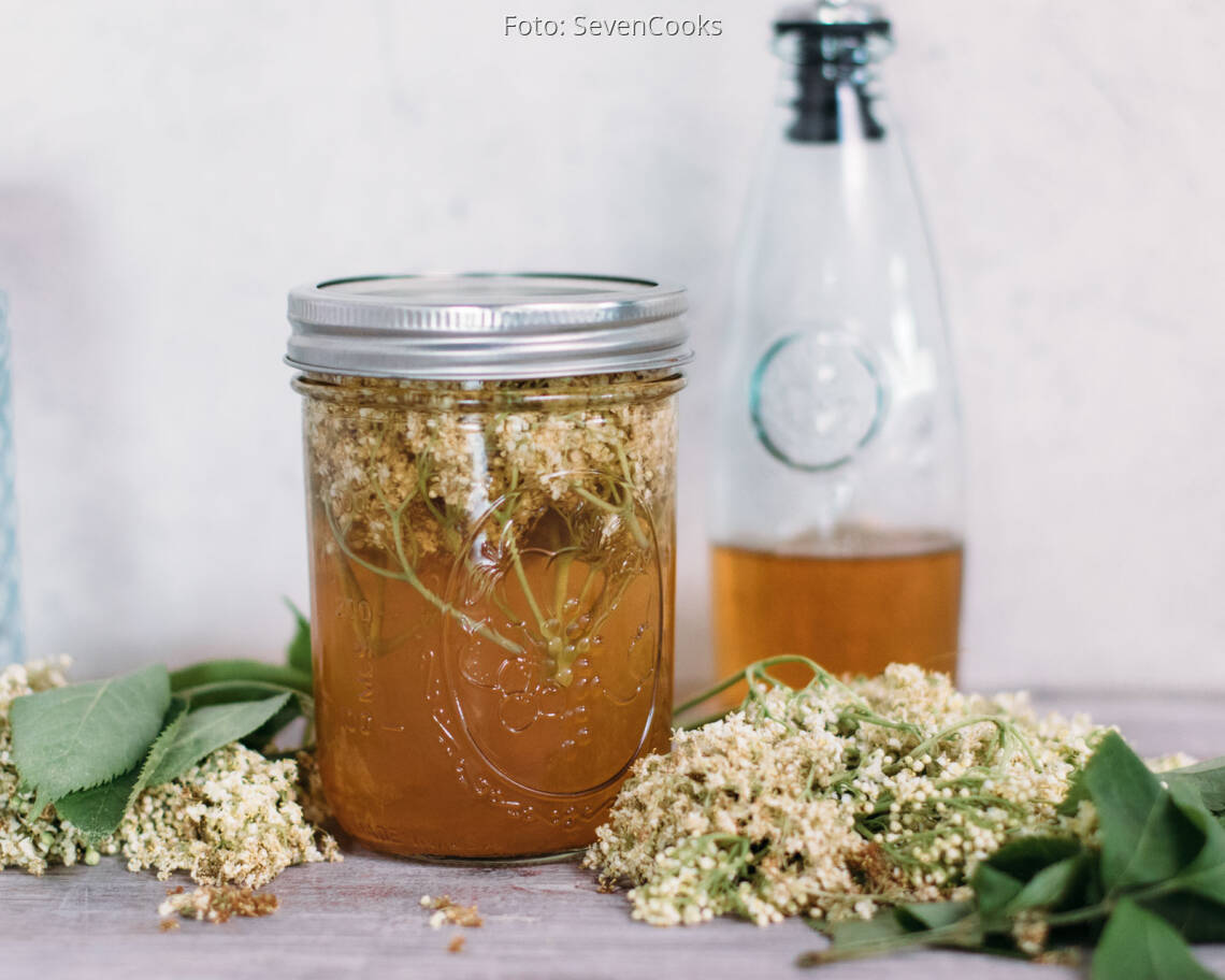 Veganes Rezept: Holunderblütenessig_1