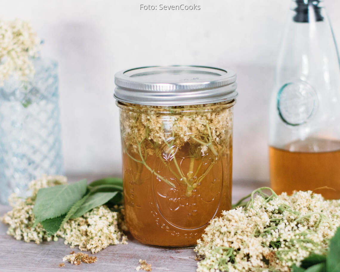 Veganes Rezept: Holunderblütenessig_2