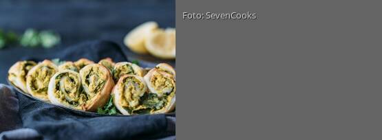 Rezeptbild für "Blätterteig Schmetterlinge mit Hummus"