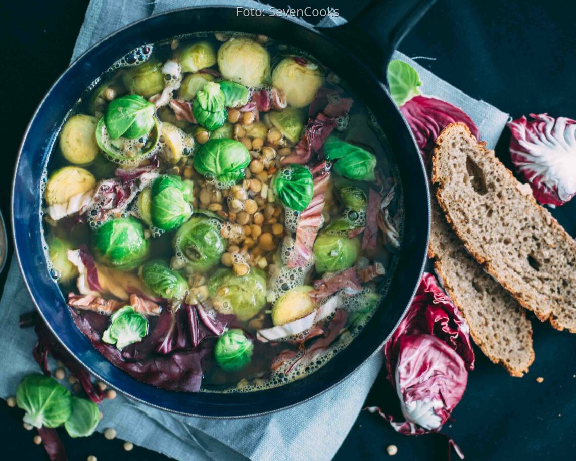 Veganes Rezept: Ingwer-Rosenkohlsuppe