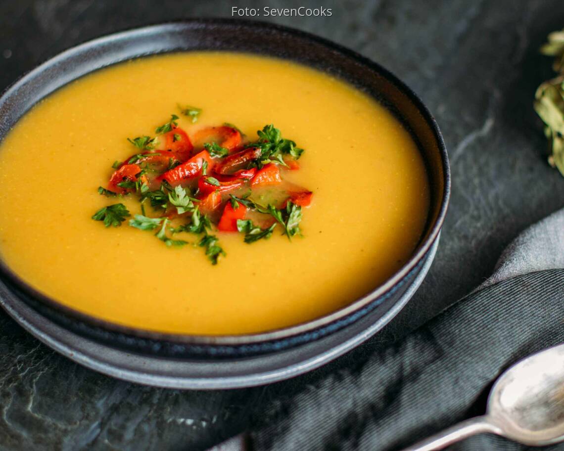 Veganes_Rezept:_Kartoffel_Gemüse_Suppe_2