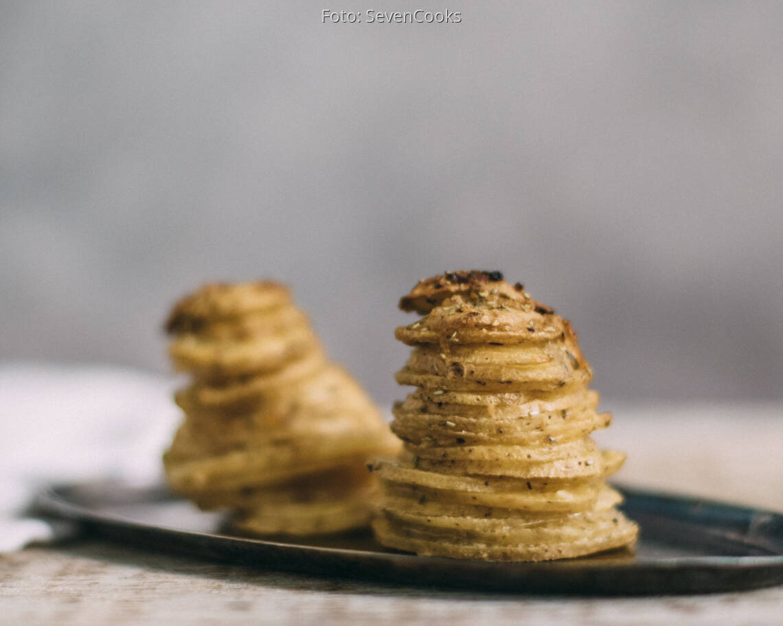 Veganes Rezept: Kartoffelgratin-Türmchen