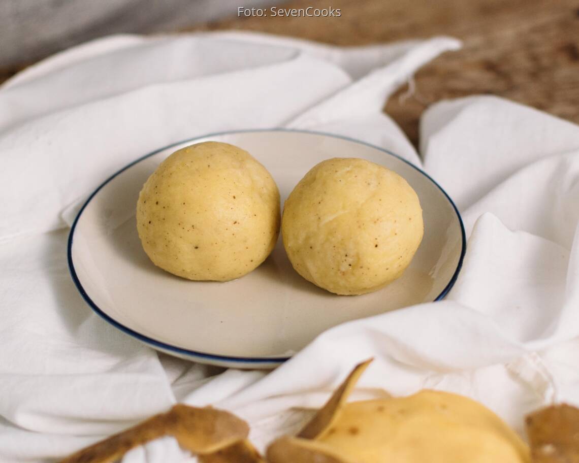 Veganes Rezept: Kartoffelknödel aus gekochten Kartoffeln 1