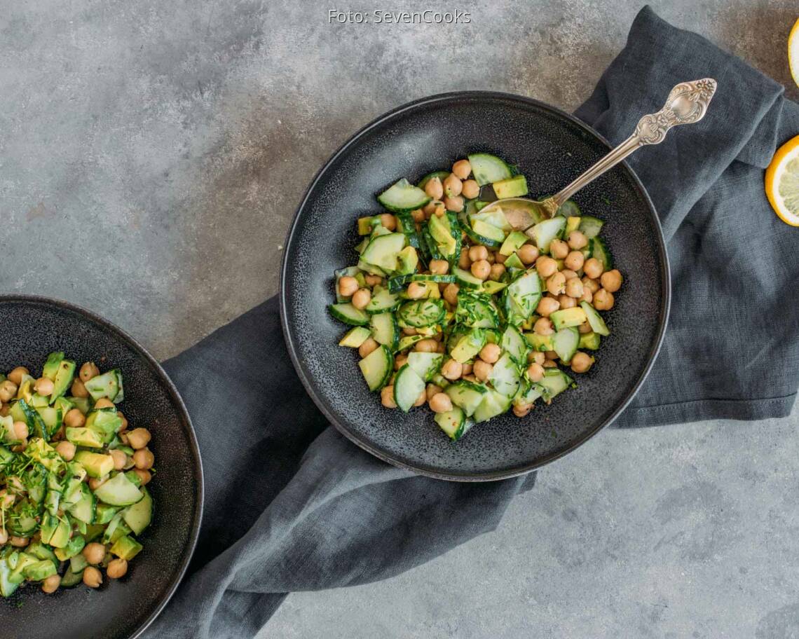 Veganes Rezept: Kichererbsensalat mit Avocado 3