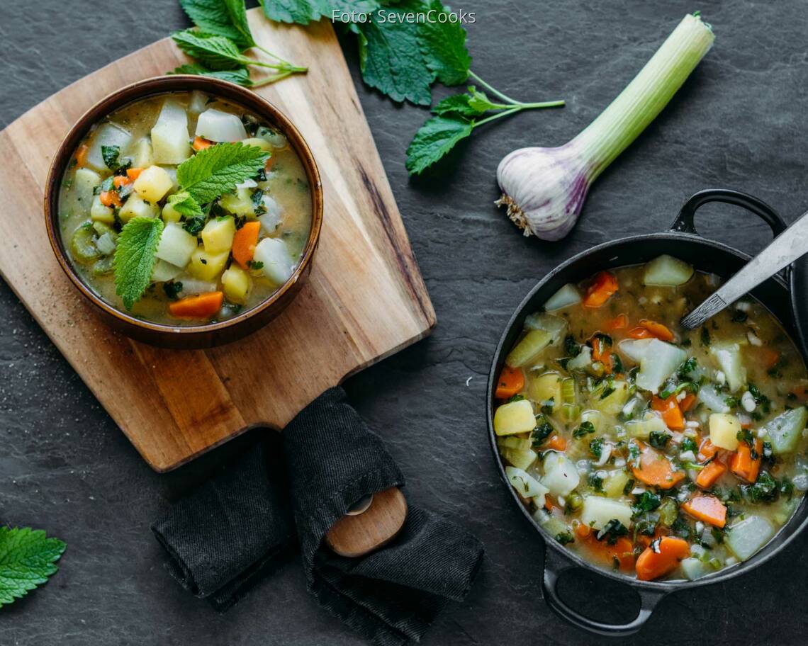 Veganes Rezept: Kohlrabi-Eintopf mit frischem Knoblauch 1