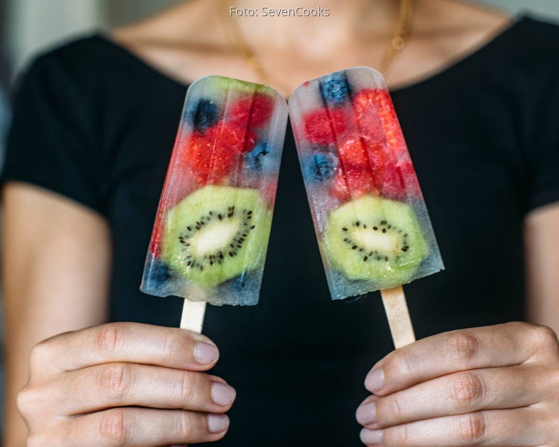 Veganes Rezept: Kokos-Beeren-Popsicle 1