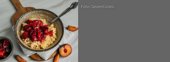 Rezeptbild für "Kokos-Couscous mit Pflaumenkompott"