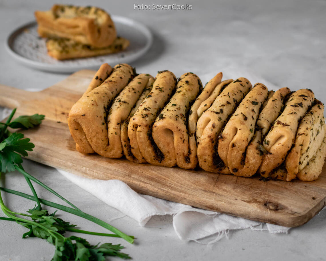 Veganes Rezept: Kräuter-Faltbrot 1