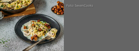 Rezeptbild für "Low Carb Lauchnudeln mit Pilz-Rahm-Sauce"