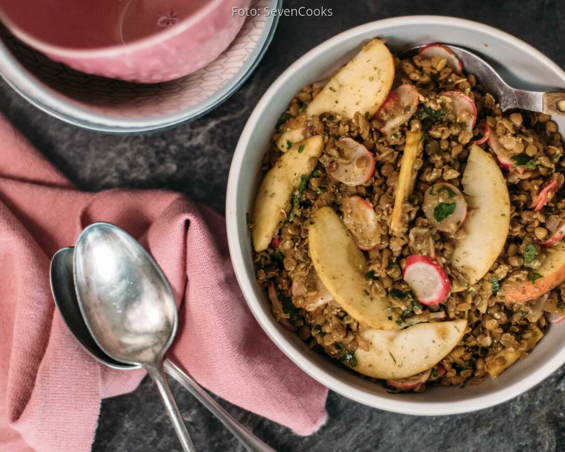 Veganes Rezept: Lauwarmer Linsensalat mit Radieschen 2