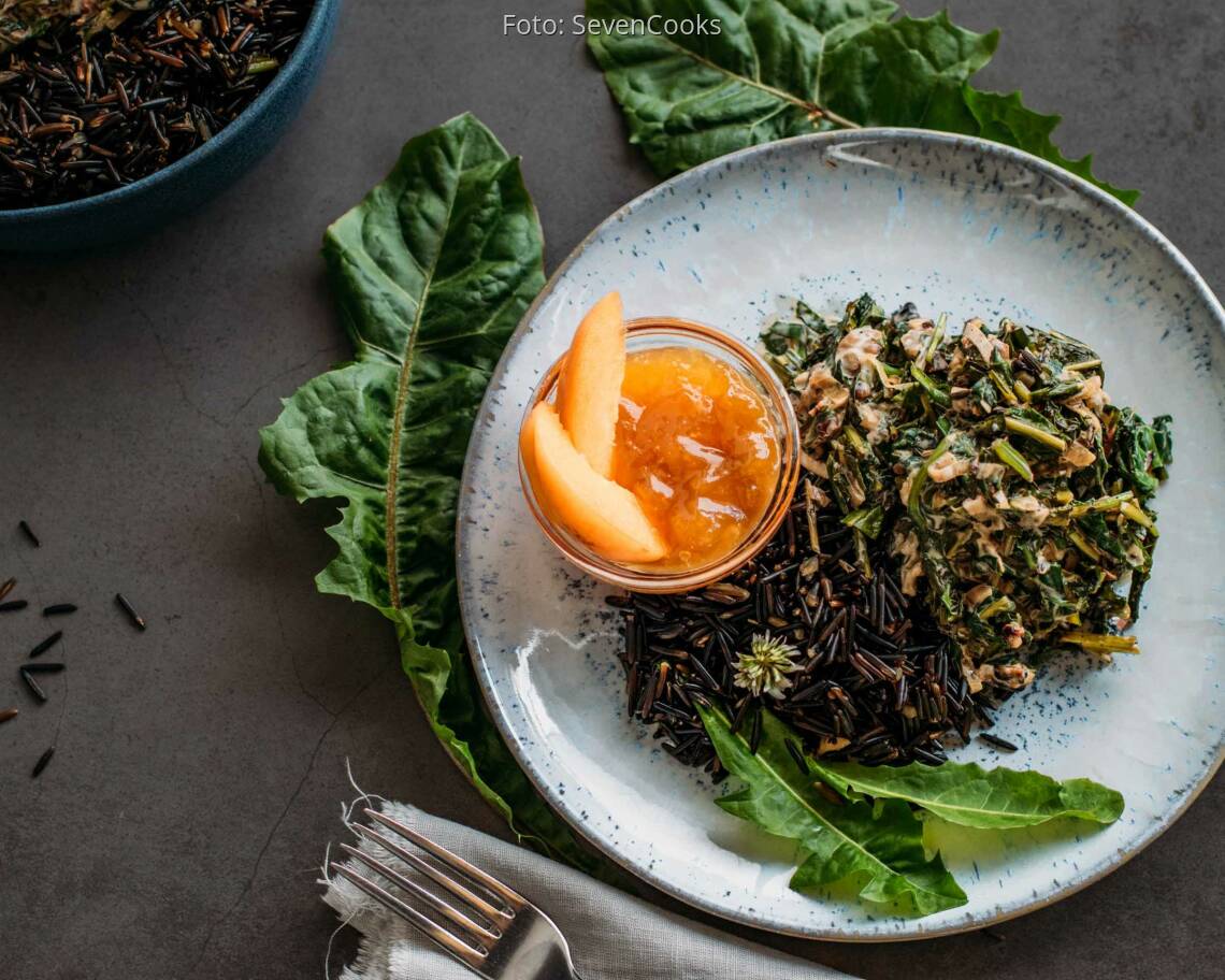 Veganes Rezept: Löwenzahn-Walnuss-Pfanne mit Wildreis 2