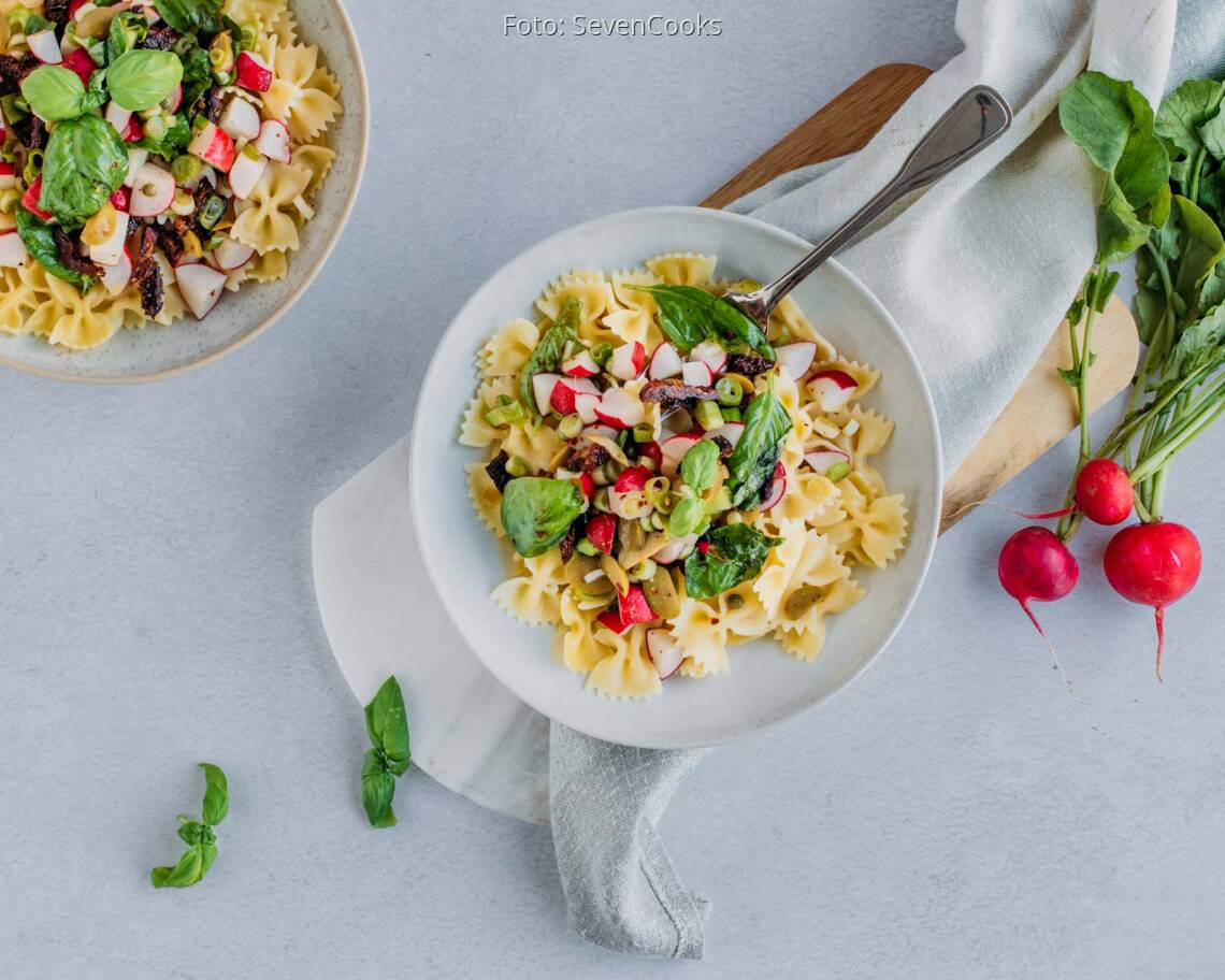Veganes Rezept: Mediterrane Radieschen-Pasta 1