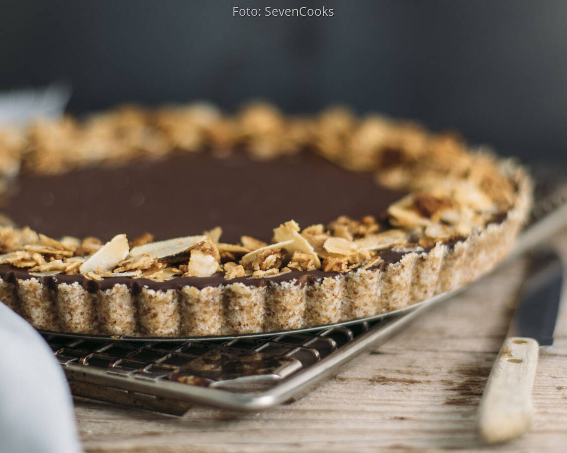 Veganes Rezept: No Bake Schoko Nuss Tarte 3
