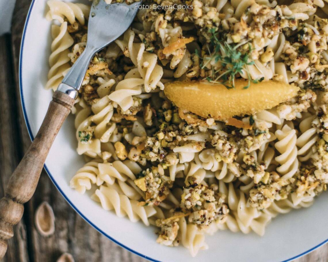 Veganes Rezept: Nudeln mit Pistazien-Haselnuss-Pesto_3