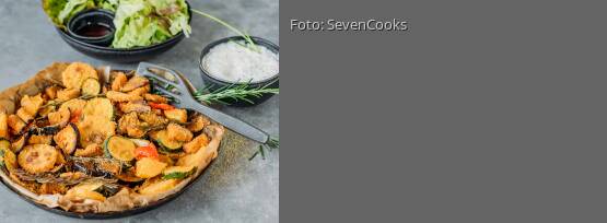 Rezeptbild für "Ofengemüse mit Polentakruste"