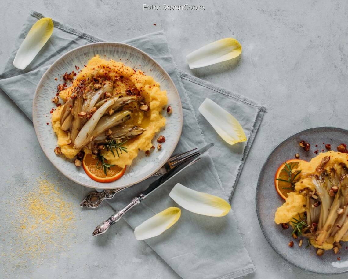 Veganes Rezept: Orangen Polenta mit Chicoree