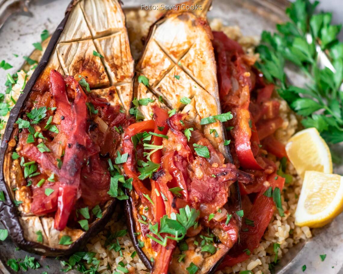 Veganes Rezept: Orientalische Ofenauberginen mit Zitronenbulgur 3