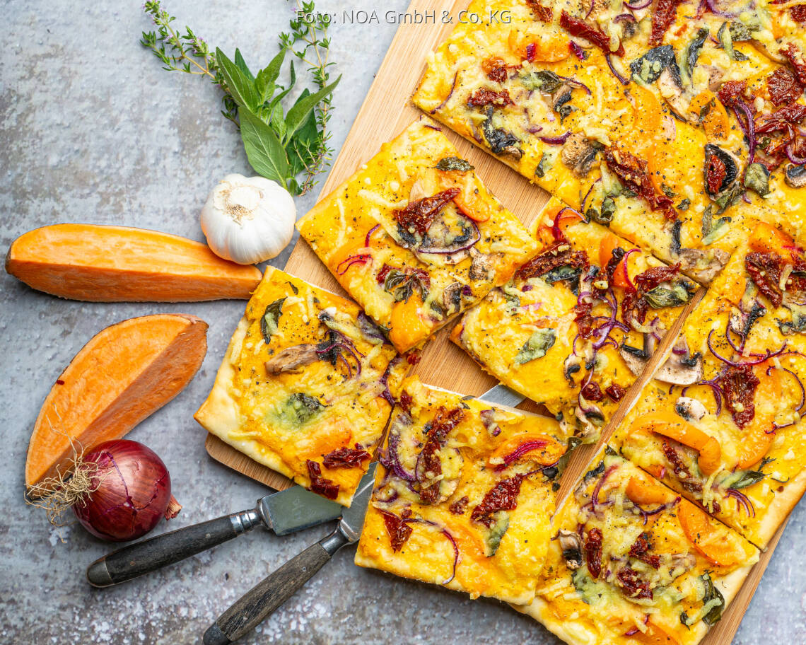 Veganes Rezept: Orientalischer Süßkartoffel-Flammkuchen von NOA