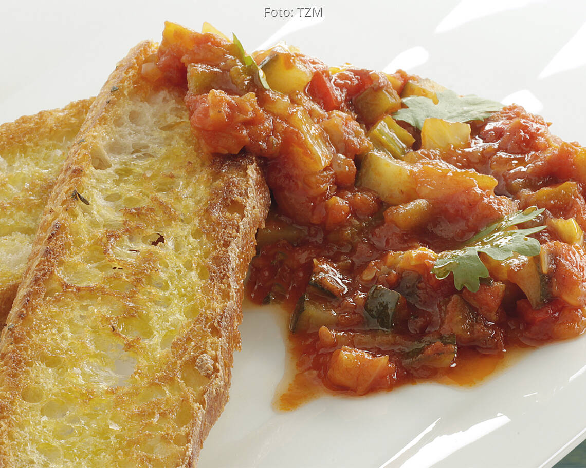 Veganes Rezept: Orientalisches Fenchel-Paprika-Ratatouille