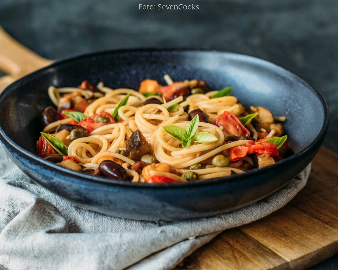 Veganes Rezept: Pasta mit Auberginen und Kirschtomaten_1