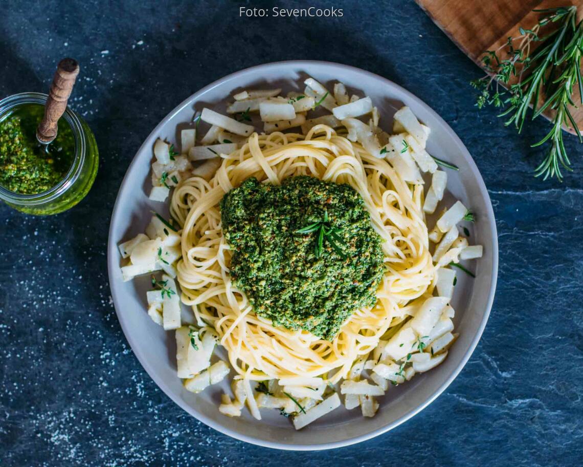 Veganes_Rezept:_Pasta_mit_Mairübchen_Pesto_2