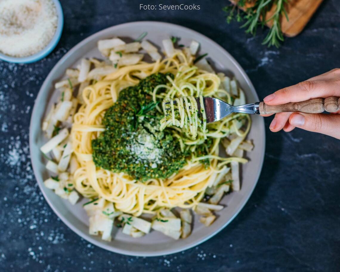 Veganes_Rezept:_Pasta_mit_Mairübchen_Pesto_3