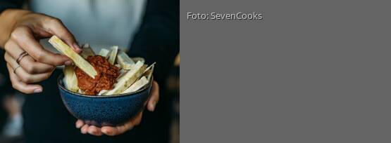 Rezeptbild für "Pastinakenpommes mit Aprikosen-Ketchup"