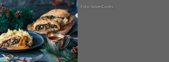 Rezeptbild für "Spinat-Pilzbraten mit Kartoffelstampf und Bratensoße"