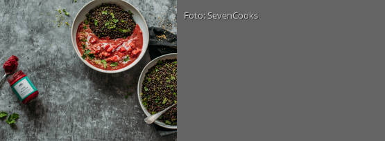 Rezeptbild für "Rosa Curry mit Belugalinsen"