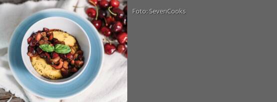 Rezeptbild für "Polenta mit Kirsch-Basilikum-Salat"