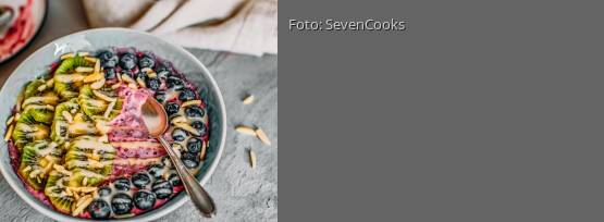 Rezeptbild für "Quinoa-Frühstücksbowl"