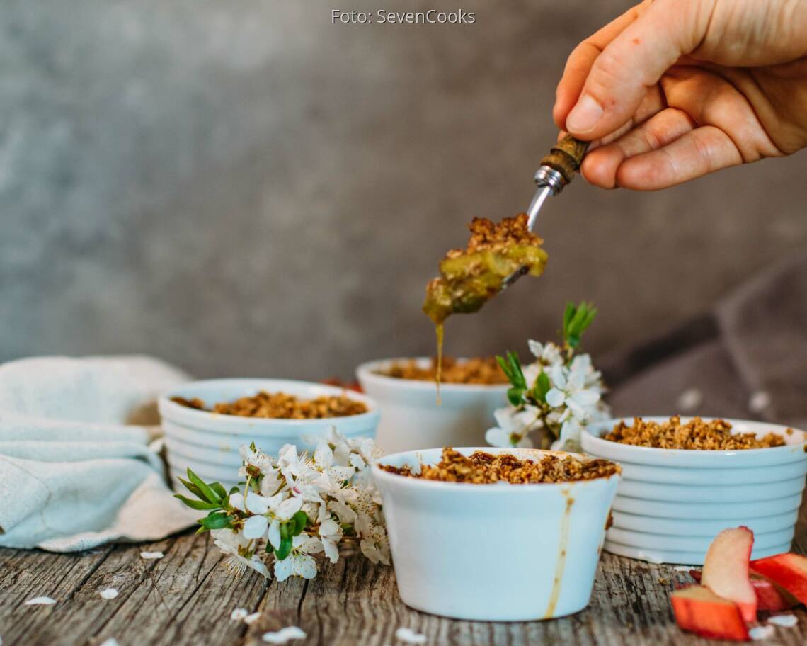 Veganes Rezept: Rhabarber-Crumble vegan 2