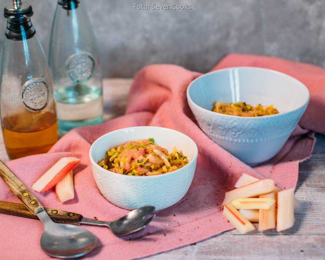 Veganes Rezept: Rhabarber-Romanesco-Salat 1